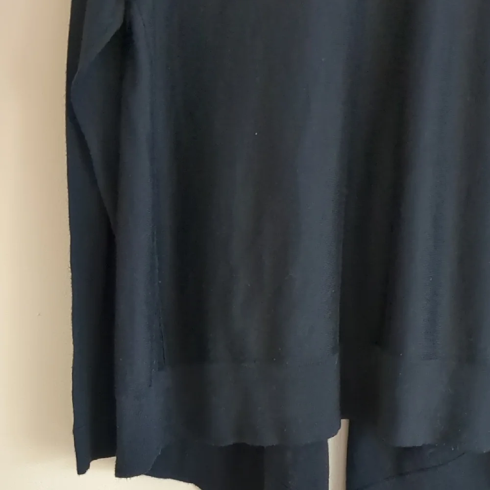 Large Ann Taylor Loft Women's Solid Black Open Front Cardigan Goth Office - Picture 9 of 11